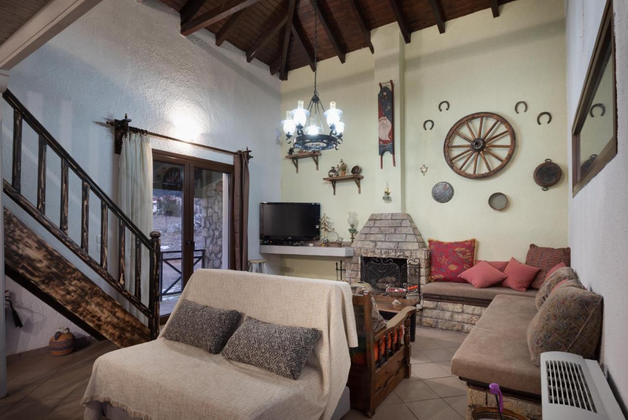 Chalet Renata 1 Livadi Arachovas Kalívia Esterno foto